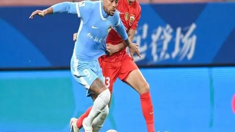 坚如磐石的伊万！18强赛已现8位教练更迭，两支球队教练易主！